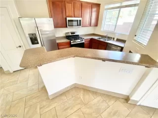 Photo #6: 2249922 Listing 