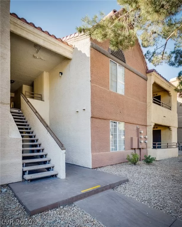 MLS: 2249931 Condo For Sale