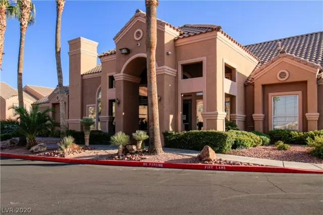 MLS: 2249932 Condo For Sale