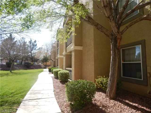 MLS: 2249989 Condo For Sale