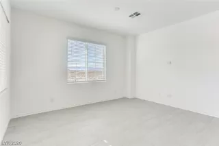 Photo #1: 2250014 Listing