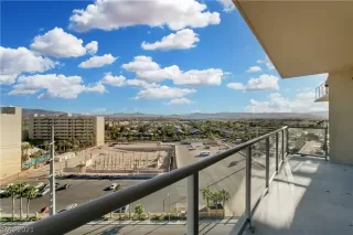 Photo #1: 2250032 Listing 