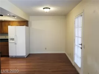 Photo #4: 2250038 Listing 