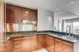 Photo #3: 2250050 Listing