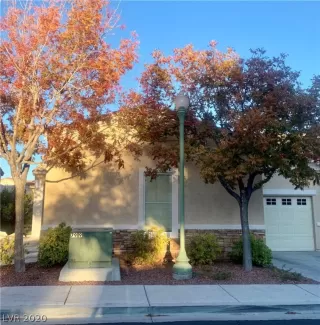 Photo #2: 2250078 Listing