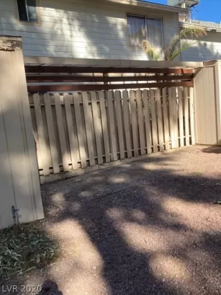 Photo #1: 2250103 Listing