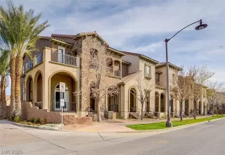 Photo #1: 2250109 Listing