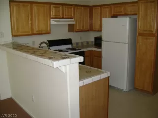 Photo #6: 2250138 Listing 