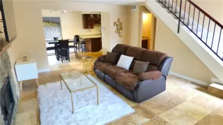 Photo #2: 2250147 Listing