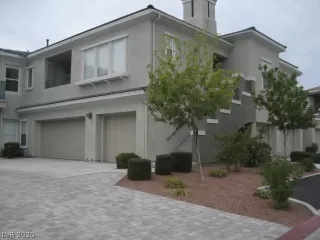 Photo #1: 2250152 Listing 