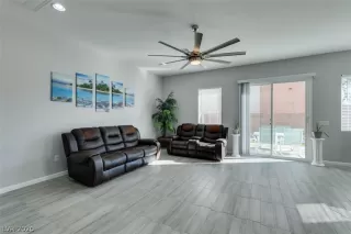 Photo #6: 2250157 Listing 