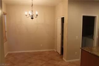 Photo #6: 2250165 Listing 