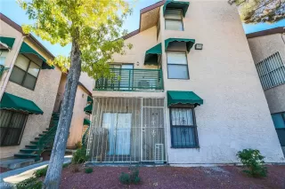 Photo #1: 2250195 Listing