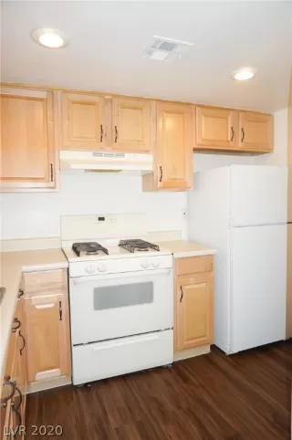 Photo #1: 2250236 Listing 