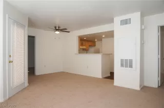 Photo #5: 2250236 Listing 