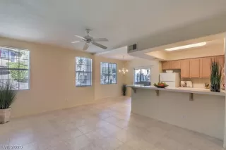 Photo #4: 2250237 Listing 