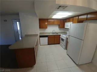 Photo #3: 2250269 Listing 