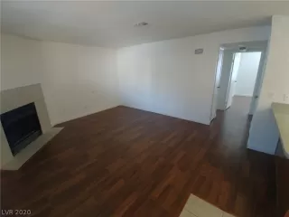 Photo #5: 2250269 Listing 