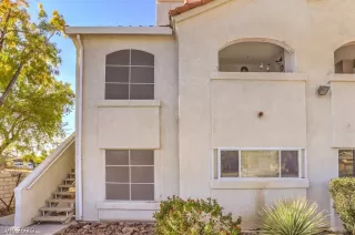 Photo #2: 2250290 Listing