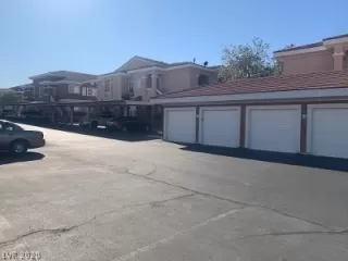 Photo #5: 2250317 Listing