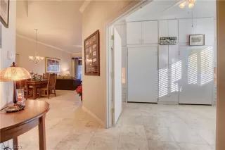 Photo #4: 2250392 Listing