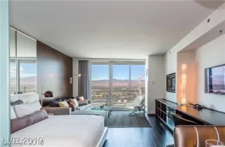 Photo #1: 2250400 Listing