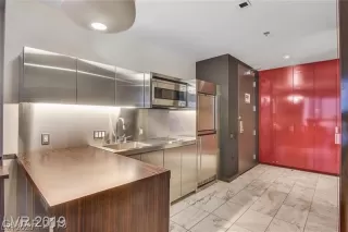 Photo #6: 2250400 Listing