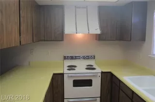 Photo #6: 2250413 Listing 