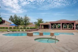 Photo #1: 2250433 Listing 