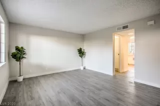 Photo #4: 2250530 Listing 