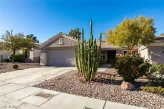 Photo #1: 2250580 Listing