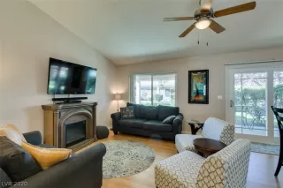 Photo #4: 2250580 Listing