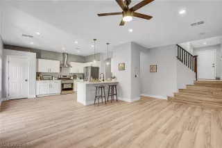 Photo #5: 2250622 Listing 