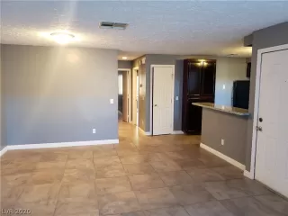 Photo #2: 2250628 Listing