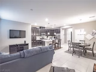 Photo #2: 2250663 Listing