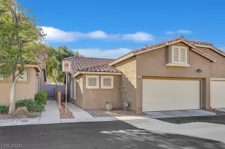 Photo #1: 2250668 Listing