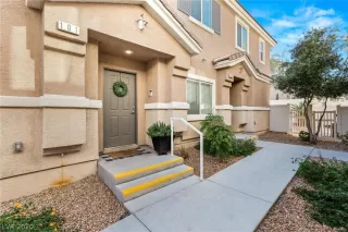 Photo #5: 2250674 Listing