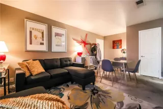 Photo #4: 2250692 Listing