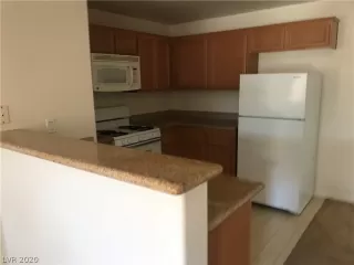 Photo #5: 2250715 Listing 