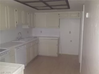 Photo #4: 2250742 Listing 