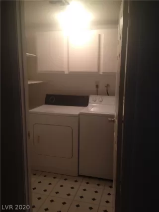 Photo #5: 2250742 Listing 