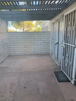 Photo #2: 2250846 Listing