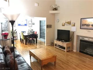 Photo #2: 2250876 Listing