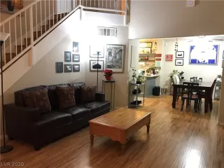 Photo #6: 2250876 Listing