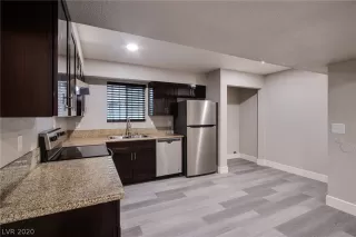 Photo #2: 2250931 Listing 