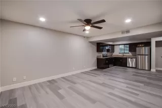 Photo #5: 2250931 Listing 