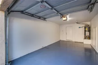 Photo #6: 2250933 Listing