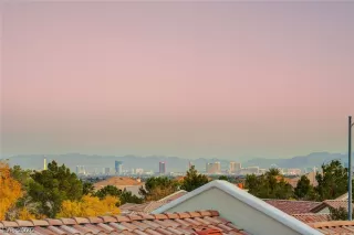 Photo #3: 2250938 Listing