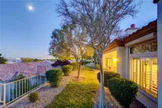 Photo #4: 2250938 Listing