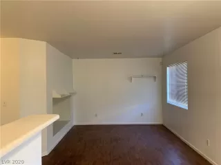 Photo #6: 2250953 Listing 